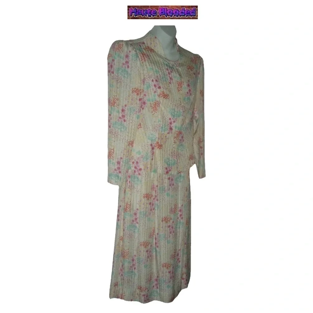 Vintage 70's 80's Icinoo Silk Floral Cottagecore Floral Blouse Skirt Outfit Boho